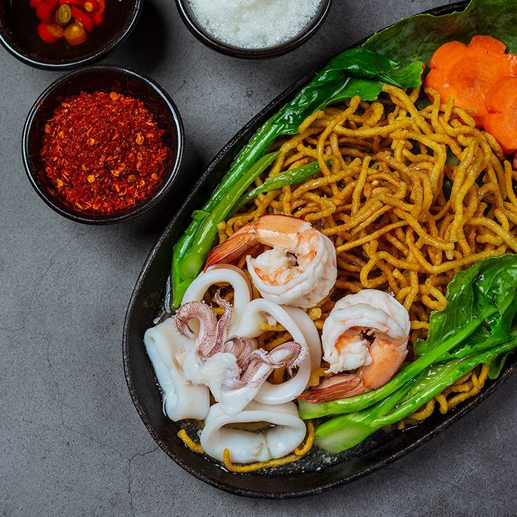 Fried Noodles / Fried Khao Soi Noodles